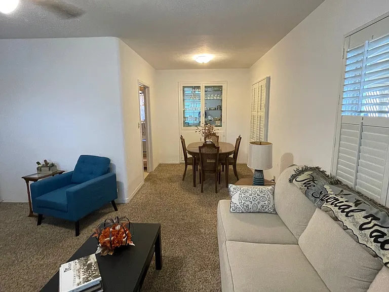 157 W J St — Photo 4