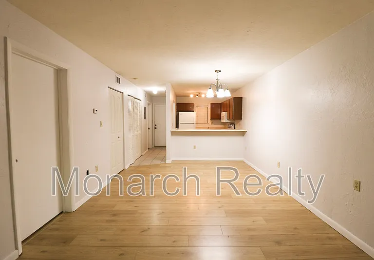 89 SE 16th Ave #101-P101 — Photo 7