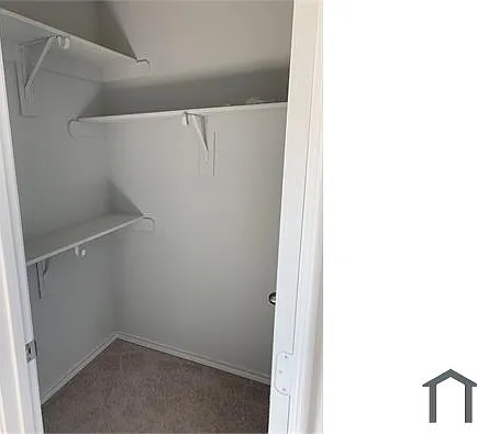 4 bed, 2022 sqft, $3,800 — Photo 3