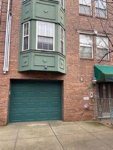 121 Jackson St APT 2, Hoboken, NJ, 07030