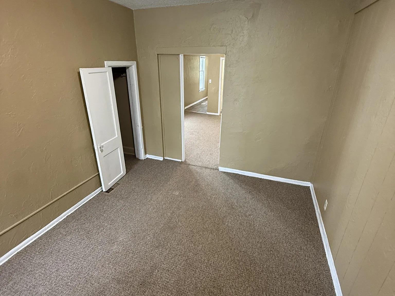 270 Burgess St. - Unit... — Photo 4