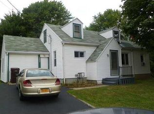 442 Paul Rd, Rochester, NY 14624