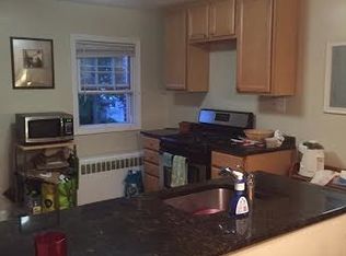 65 Milton St #2, West Hartford, CT 06119