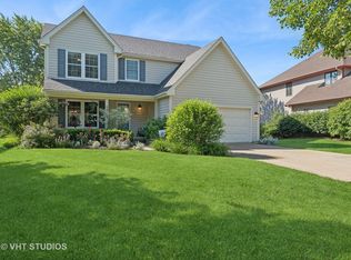 4959 Red Pine Ave, Gurnee, IL 60031