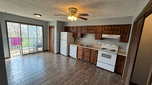 Floor plan 652 Pear Tree Circle