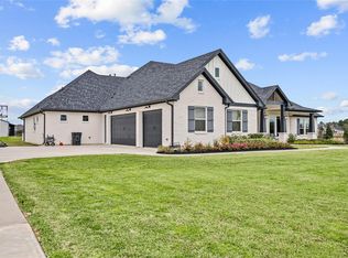 14923 Old Irish Farm Rd, Baytown, TX 77523