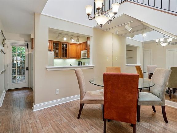 5th image of 2731 Constance St #B