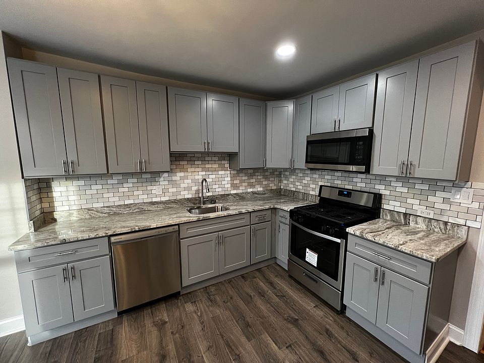 1st image of 6121 Wayne Ave Floor 3