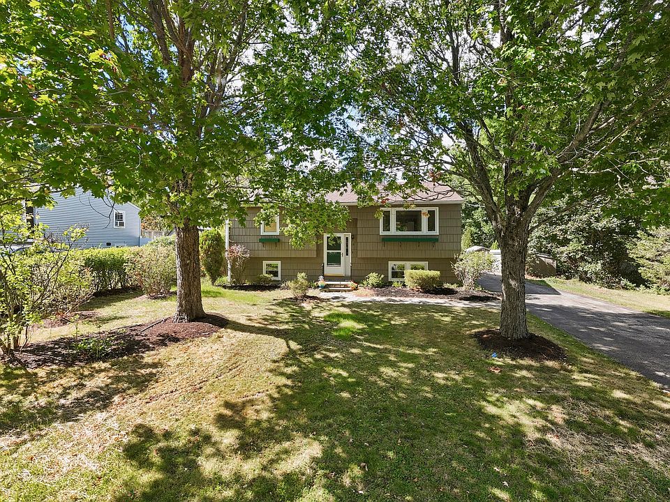 1st image of 19 Ellen Circle