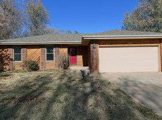 4323 W Enyart St, Battlefield, MO 65619