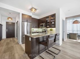 1185 The Queensway