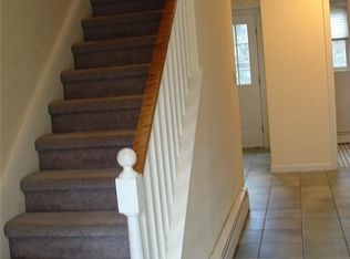 285 Tanglewood Cir, Milford, CT