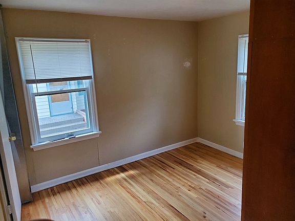 Bedroom #1