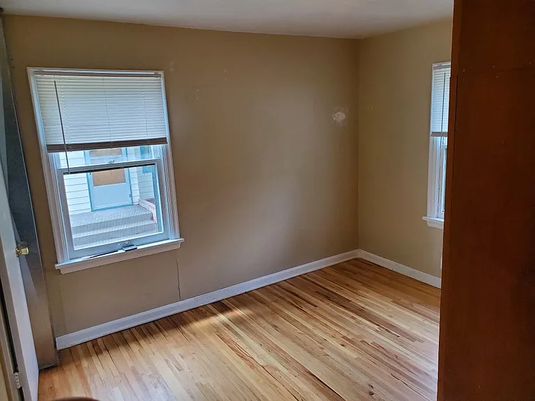 Bedroom #1
