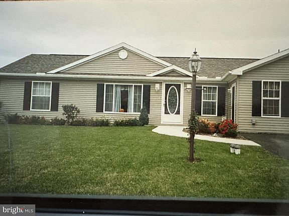 2nd image of 110 Allison Pl