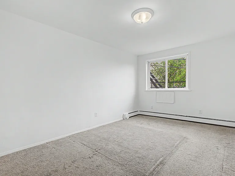 345 N Broadway #2A — Photo 9
