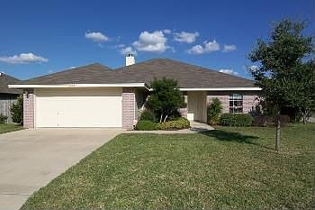 1st image of 2409 Breeze Way Ln