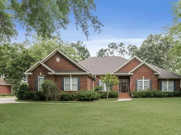 212 Glencoe Way, Dothan, AL 36305