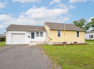 173 Cedar St, Ludlow, MA 01056