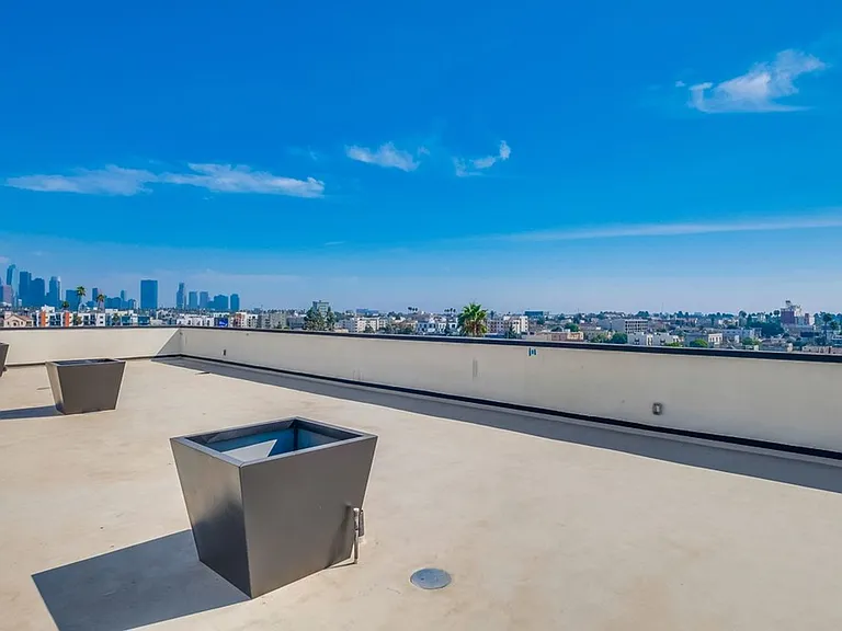 Lux Lofts LA — Photo 56