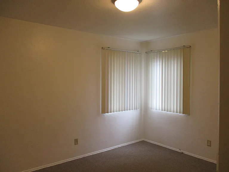 443 Flower St #A — Photo 23