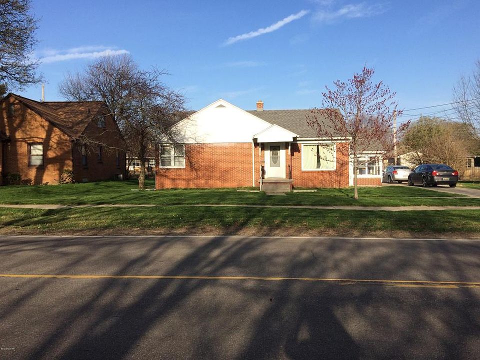 1st image of 112 Covell Ave NW