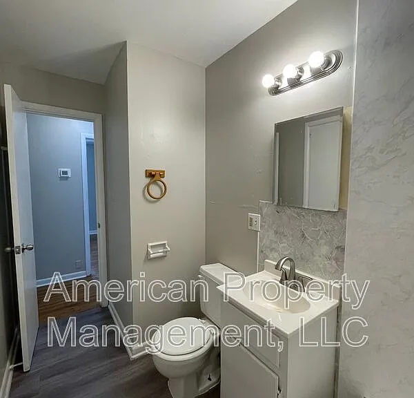 523 E Duncan St — Photo 19
