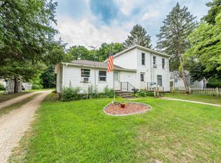 302 E Saint Marys St, Decatur, MI 49045
