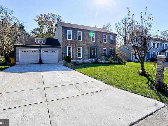 3rd image of 313 Beech Grove Ct