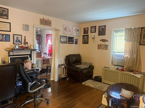 2nd image of 4428 Wilder Avenue