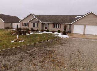 34520 175th St, Cedar Falls, IA 50613