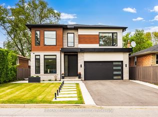 1081 Ogden Ave, Mississauga, ON L5E2G7