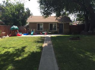 285 S 3rd Ave, Upland, CA 91786