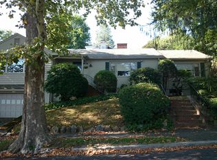 168 Shaw Rd, Brookline, MA 02467
