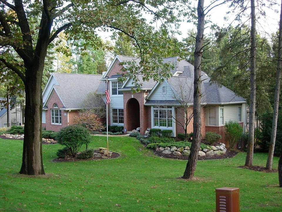 1st image of 9707 Fairway Dr