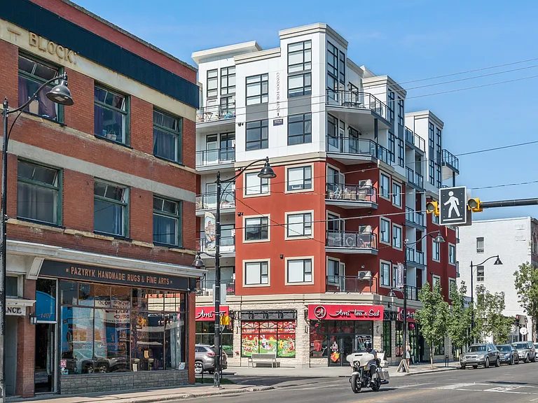 1001 8th St SE — Photo 35