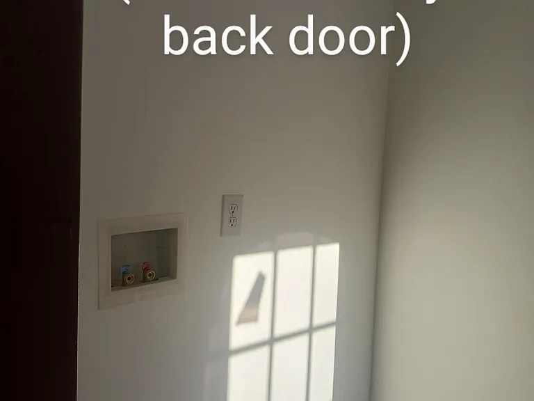 913 Goddard Ave #1 — Photo 3