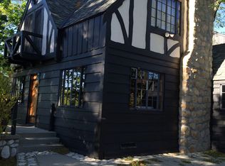 403 Heliotrope Dr, Lake Arrowhead, CA 92352