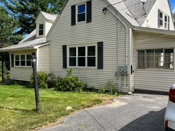 100 Chapel St, Holden, MA 01520