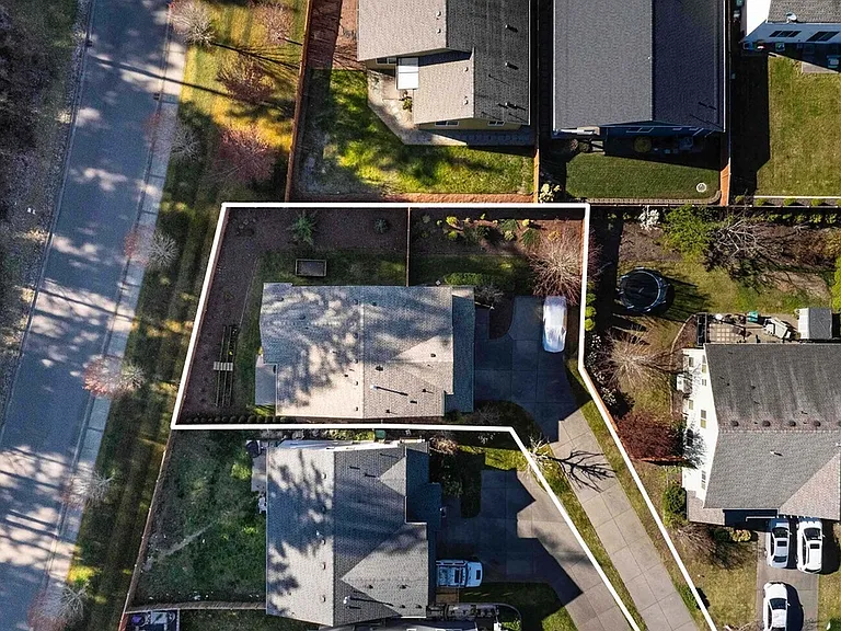 120 Pickford Pl SW — Photo 19