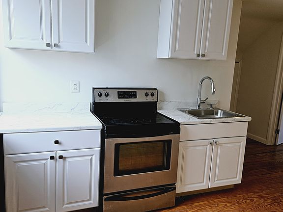5th image of 901 Rose Hill Ave #1