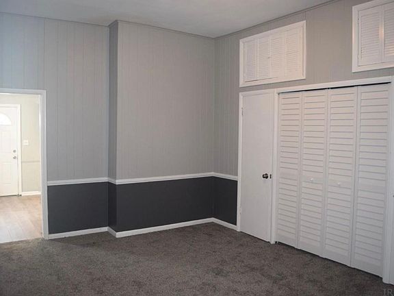 Bedroom # 2 (Queen Size)