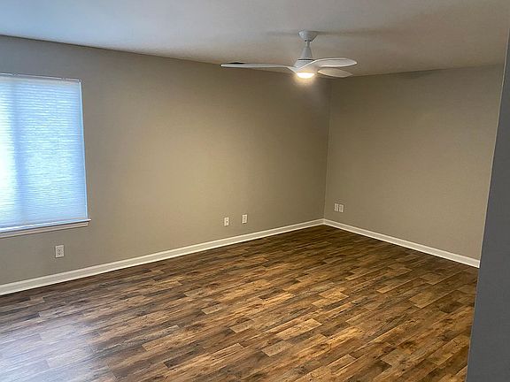 4th image of 311 Mallard Head Ln #311