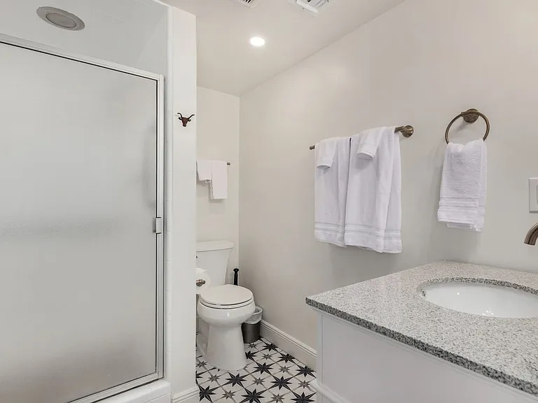 5655 N Camelback Canyon Dr — Photo 53