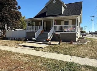 530 S Union St, Arthur, IL 61911