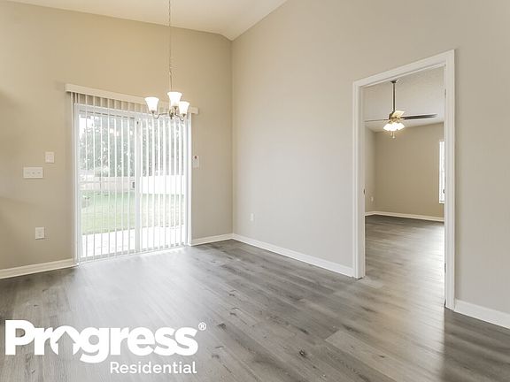 5th image of 2266 Hannah Ln