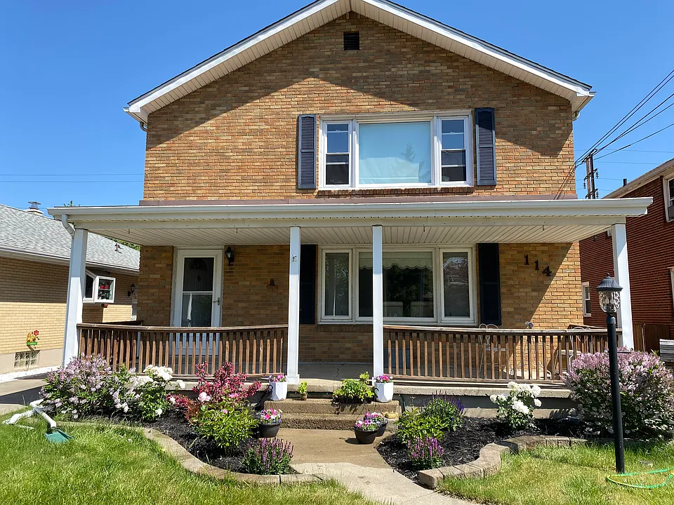 114 Newell Ave #1