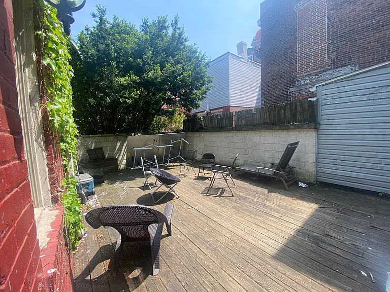 2130 Carey Way — Photo 14