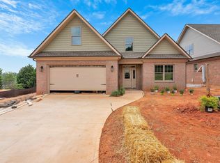451 Savanna Plains Dr, Spartanburg, SC 29307