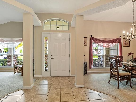 3rd image of 2413 E Caparina Dr